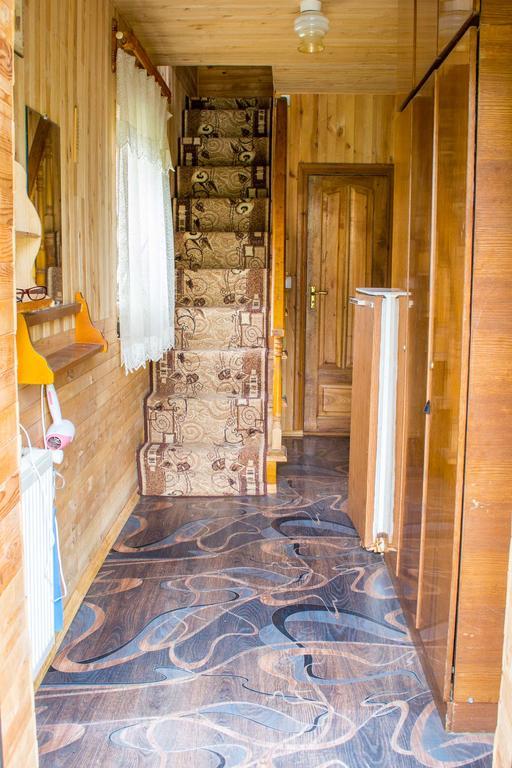 Guest House Cherepaha Kamianets-Podilskyi Ngoại thất bức ảnh